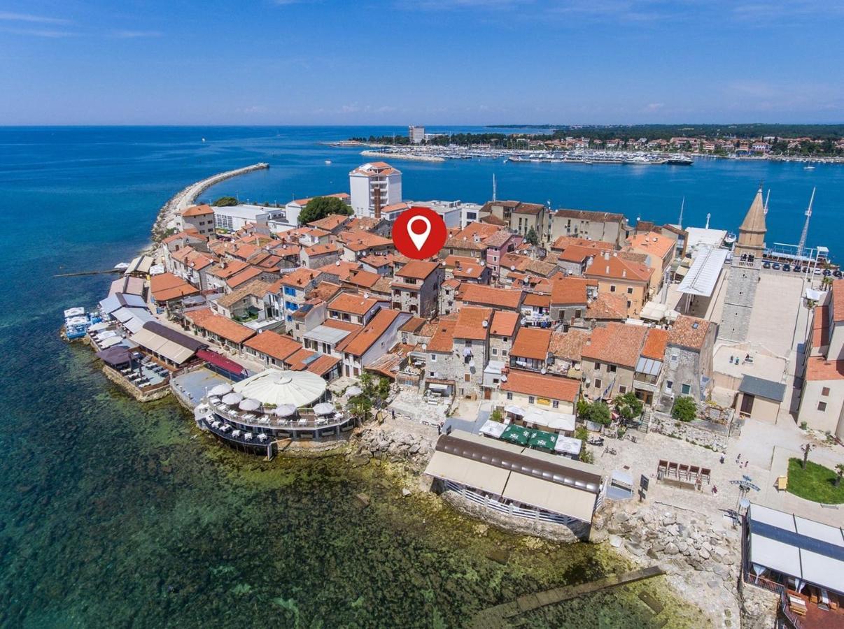 Old Town Apartments In Umago Exterior foto